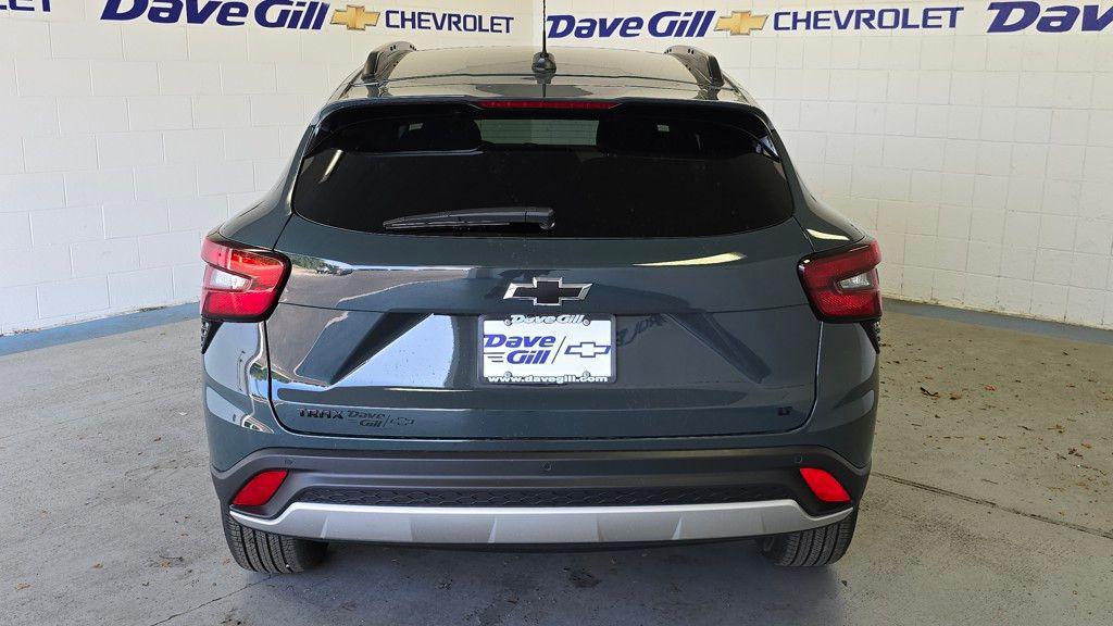 new 2025 Chevrolet Trax car, priced at $24,700