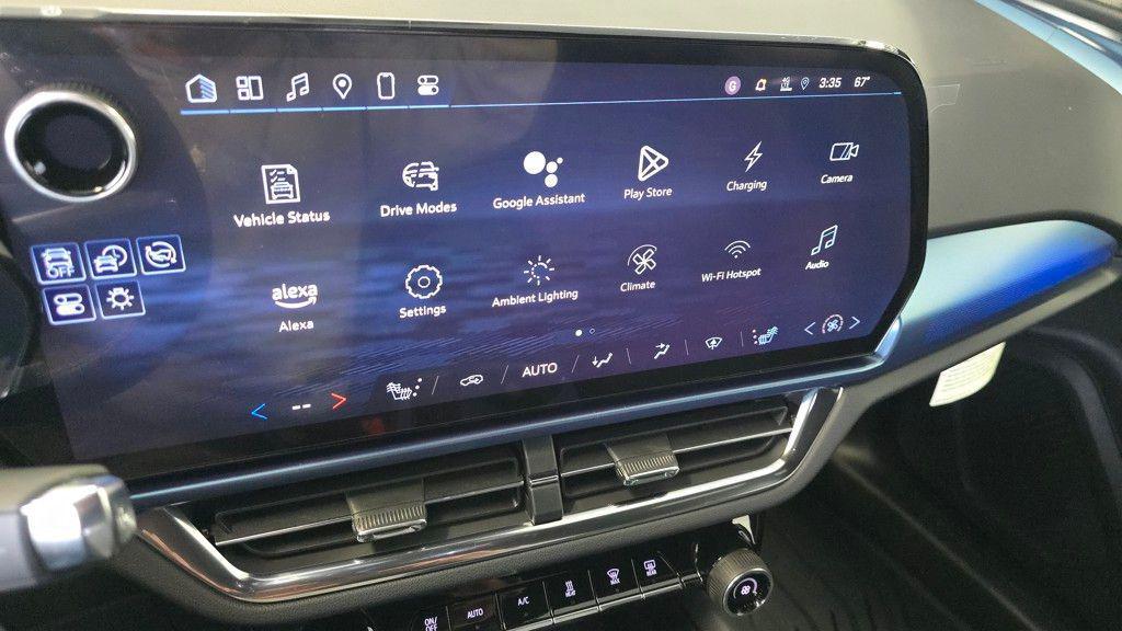 new 2025 Chevrolet Equinox EV car, priced at $42,330