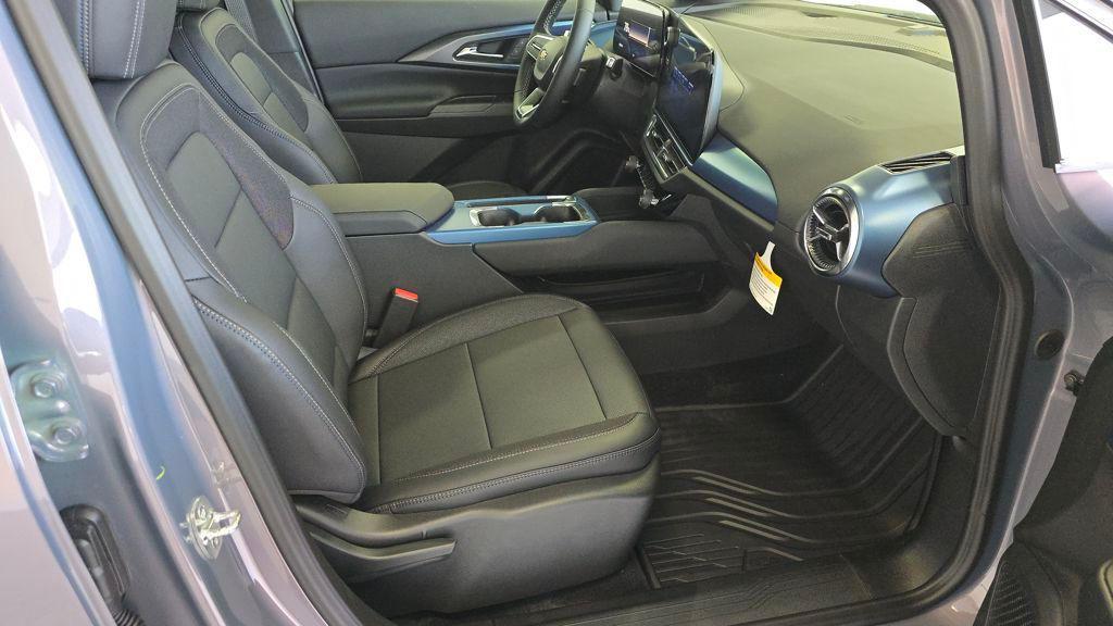 new 2026 Chevrolet Equinox EV car, priced at $42,360