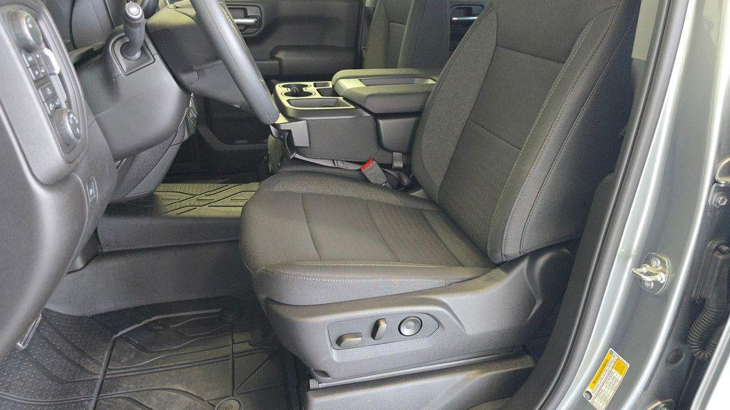new 2026 Chevrolet Silverado 1500 car, priced at $48,223
