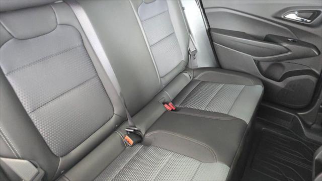new 2025 Chevrolet Trax car, priced at $24,930