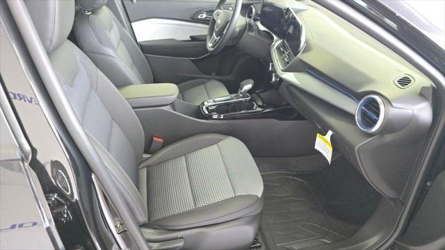 new 2025 Chevrolet Trax car, priced at $24,930