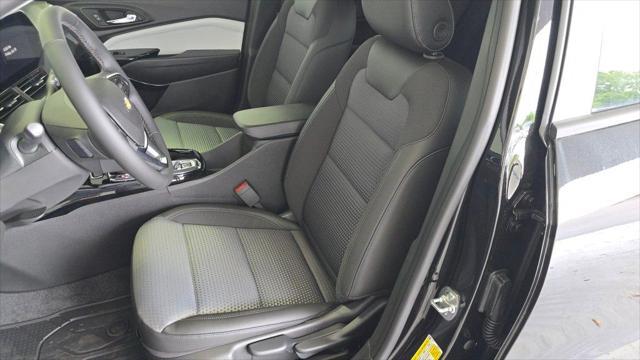 new 2025 Chevrolet Trax car, priced at $24,930