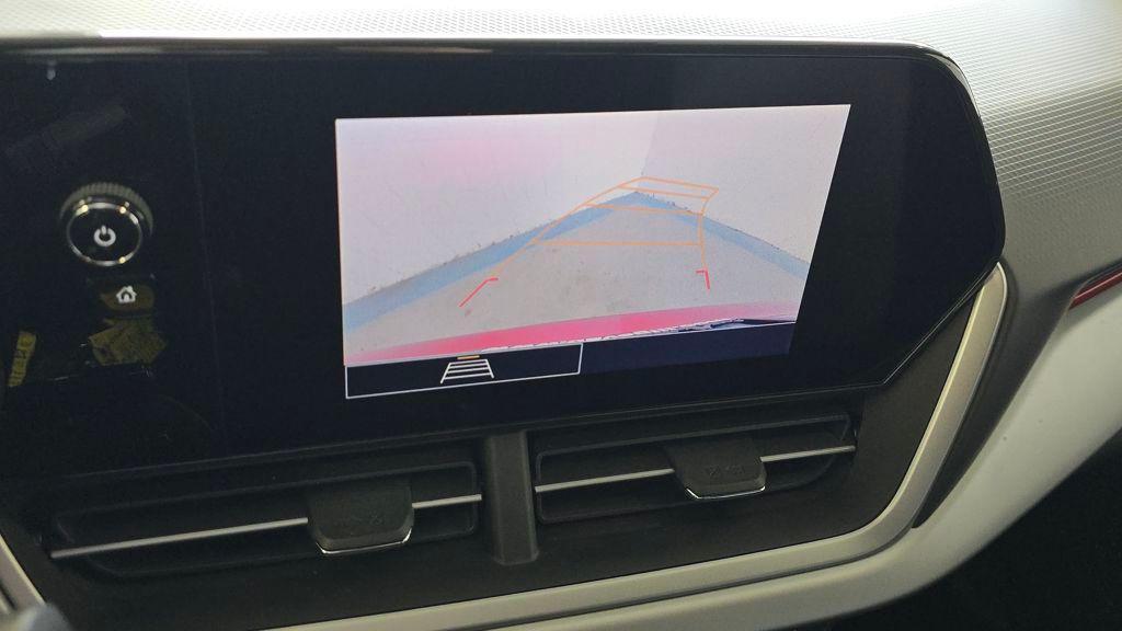 used 2024 Chevrolet Trax car, priced at $22,275