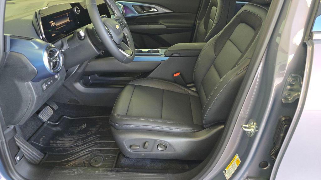 new 2026 Chevrolet Equinox EV car, priced at $39,142