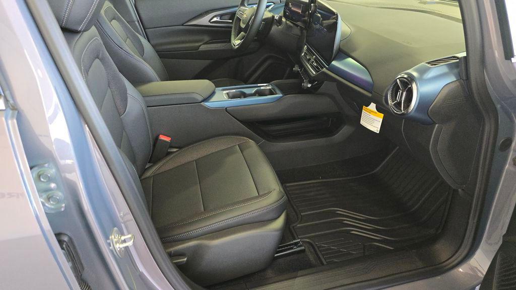 new 2026 Chevrolet Equinox EV car, priced at $39,142