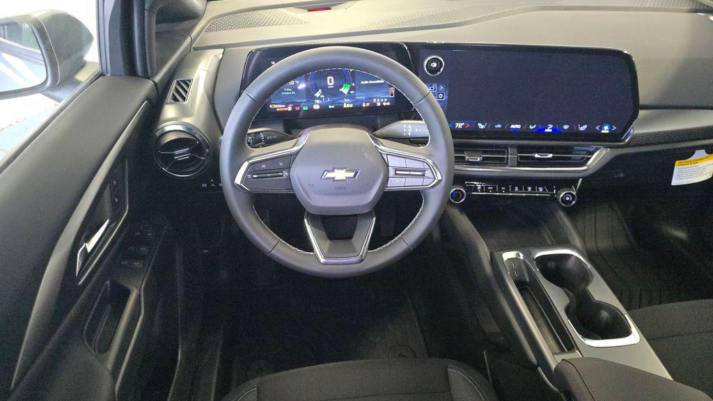 new 2026 Chevrolet Equinox EV car, priced at $33,159