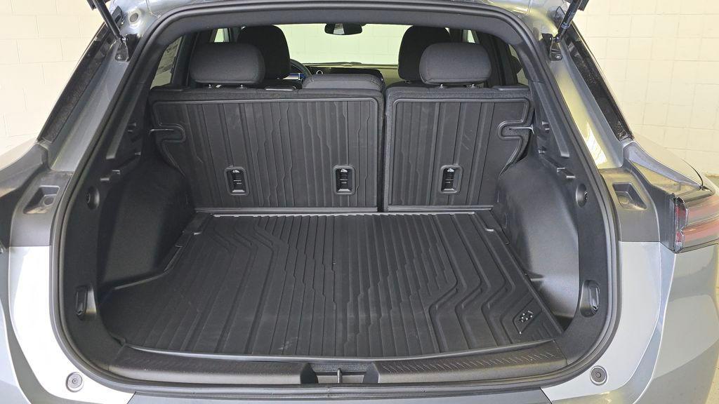 new 2026 Chevrolet Equinox EV car, priced at $33,159