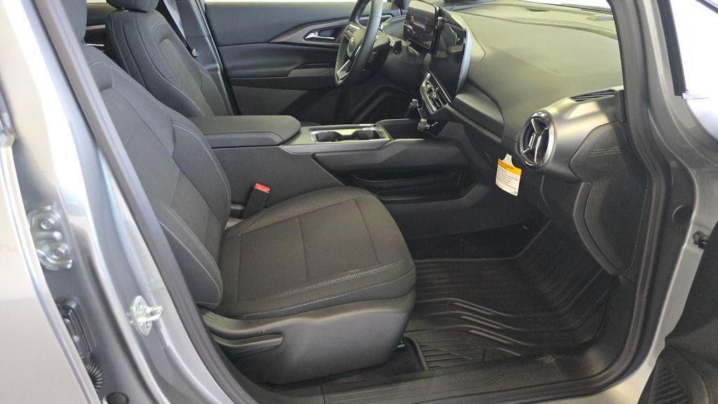 new 2026 Chevrolet Equinox EV car, priced at $33,159