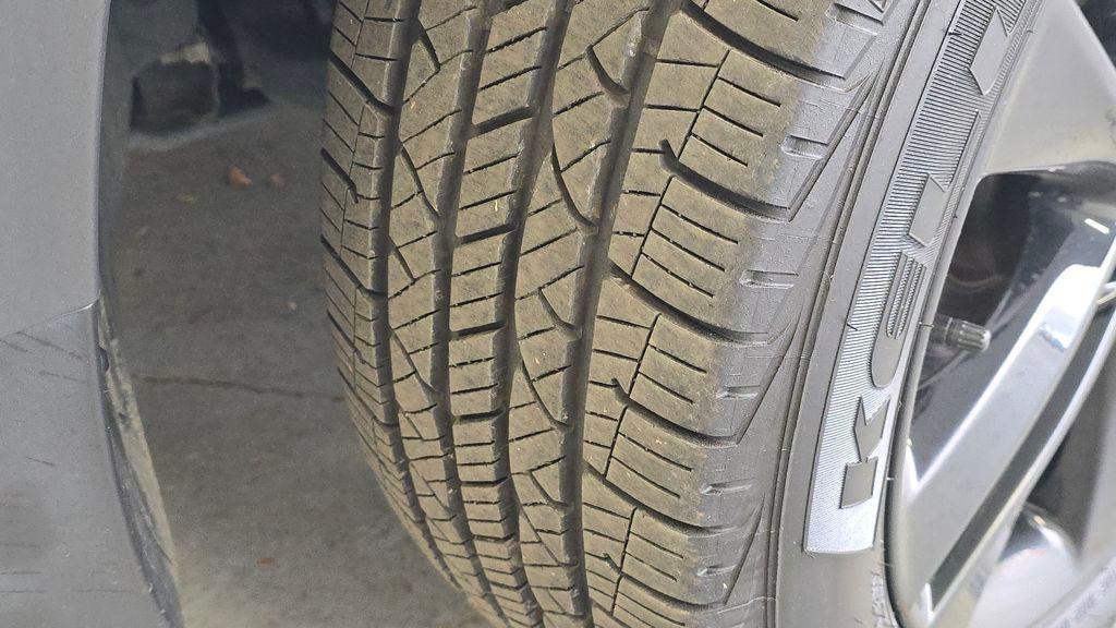 used 2022 Chevrolet Trax car, priced at $17,395