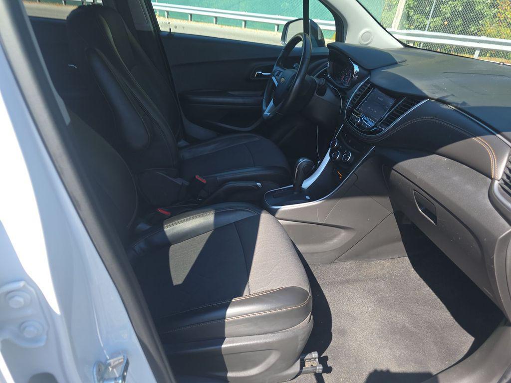 used 2022 Chevrolet Trax car, priced at $17,995