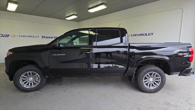 new 2025 Chevrolet Colorado car, priced at $43,615