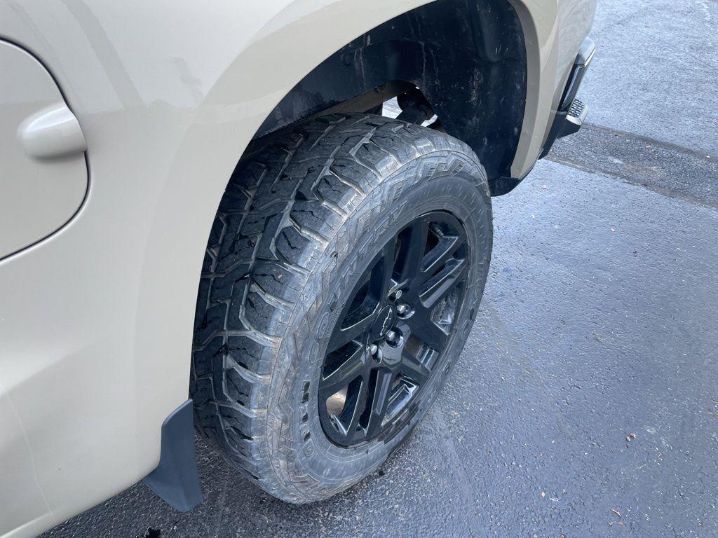 used 2022 Chevrolet Silverado 1500 car, priced at $38,825