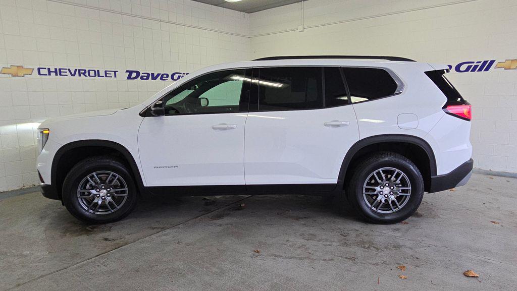 used 2025 GMC Acadia car, priced at $35,992