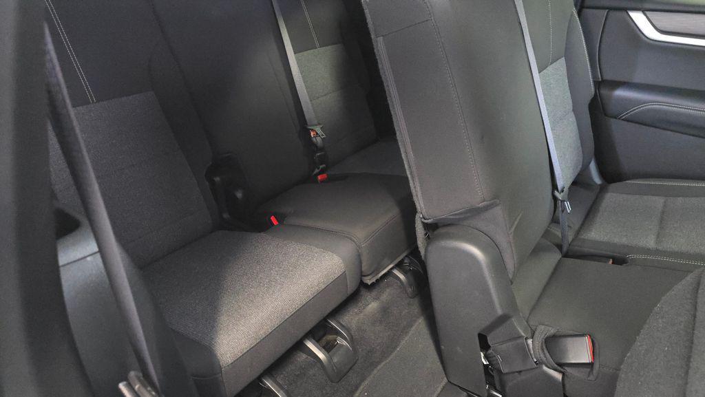 used 2025 GMC Acadia car, priced at $35,992