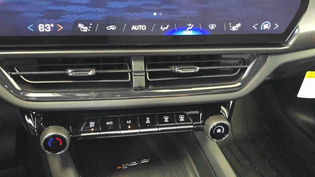 new 2025 Chevrolet Equinox EV car, priced at $43,300