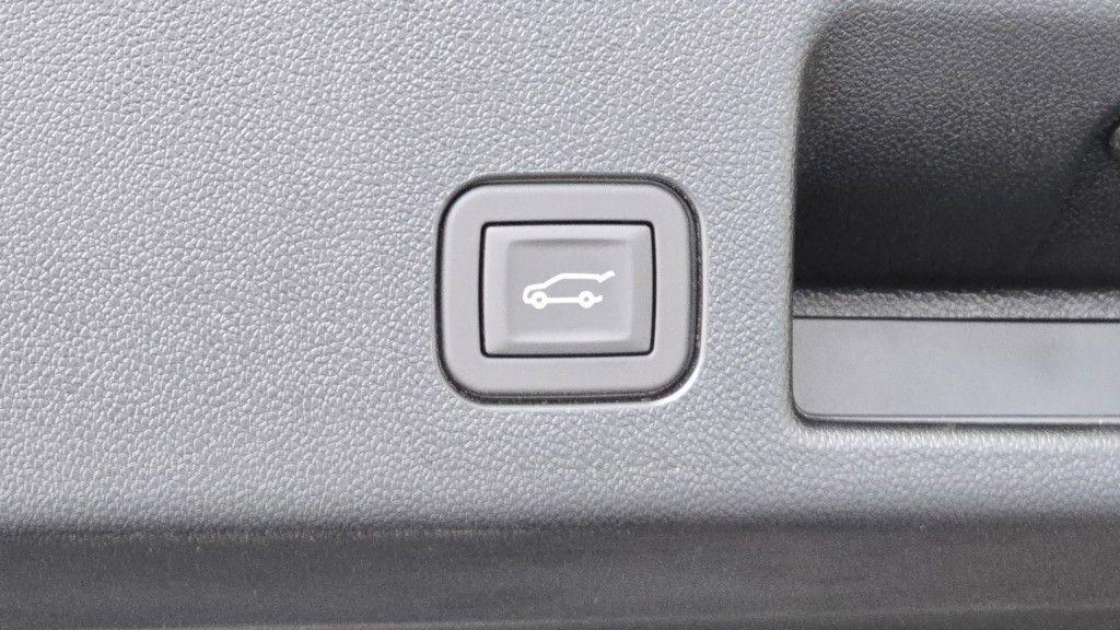 new 2025 Chevrolet Equinox EV car, priced at $43,300