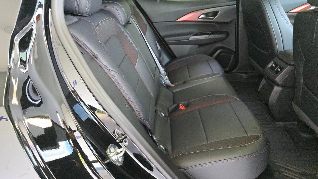 new 2025 Chevrolet Equinox EV car, priced at $43,300