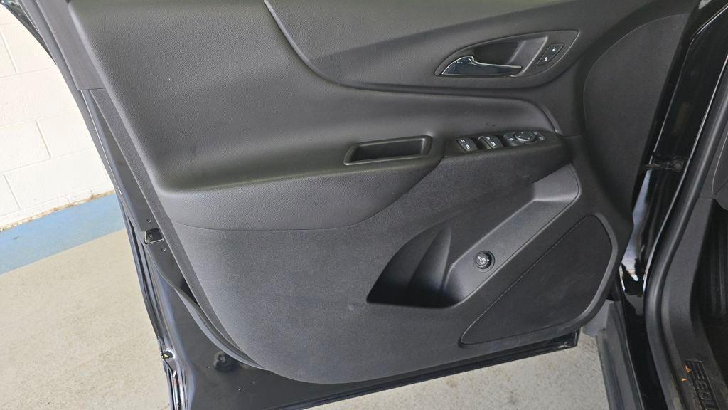 used 2022 Chevrolet Equinox car, priced at $19,995