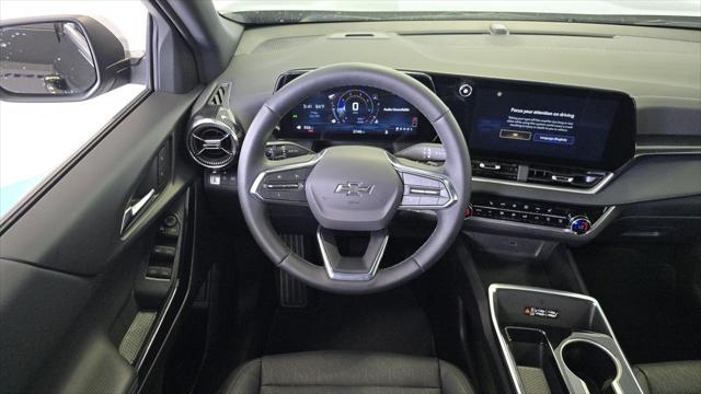 used 2025 Chevrolet Equinox car, priced at $31,300