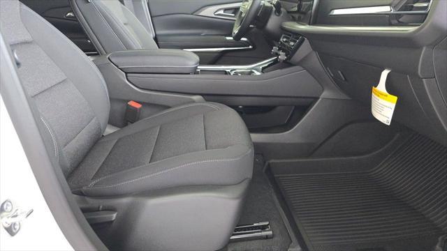 new 2025 Chevrolet Traverse car, priced at $42,768