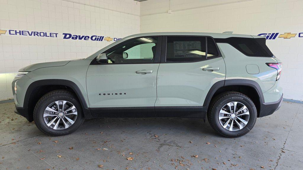 new 2026 Chevrolet Equinox car, priced at $33,326