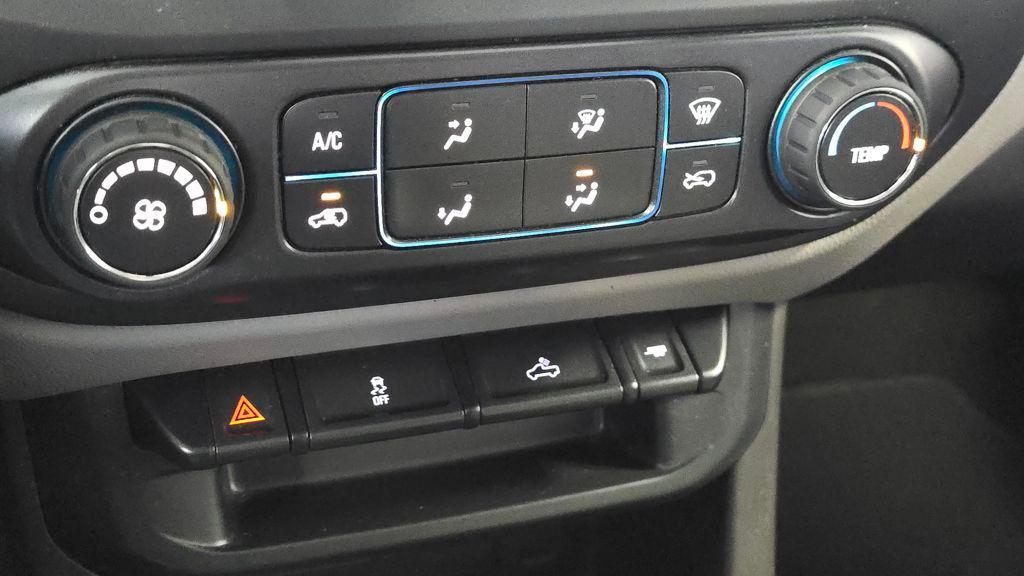 used 2015 Chevrolet Colorado car, priced at $12,990