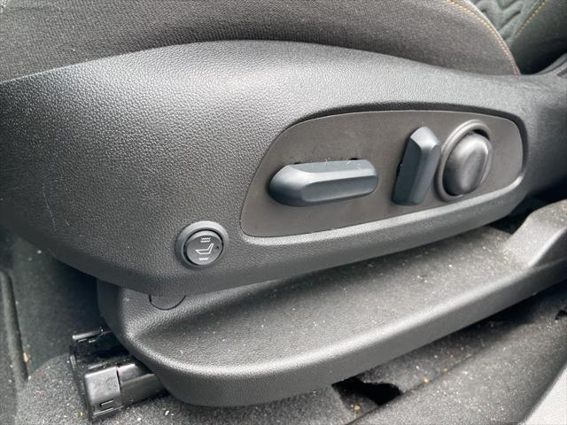 used 2022 Chevrolet Equinox car, priced at $21,988