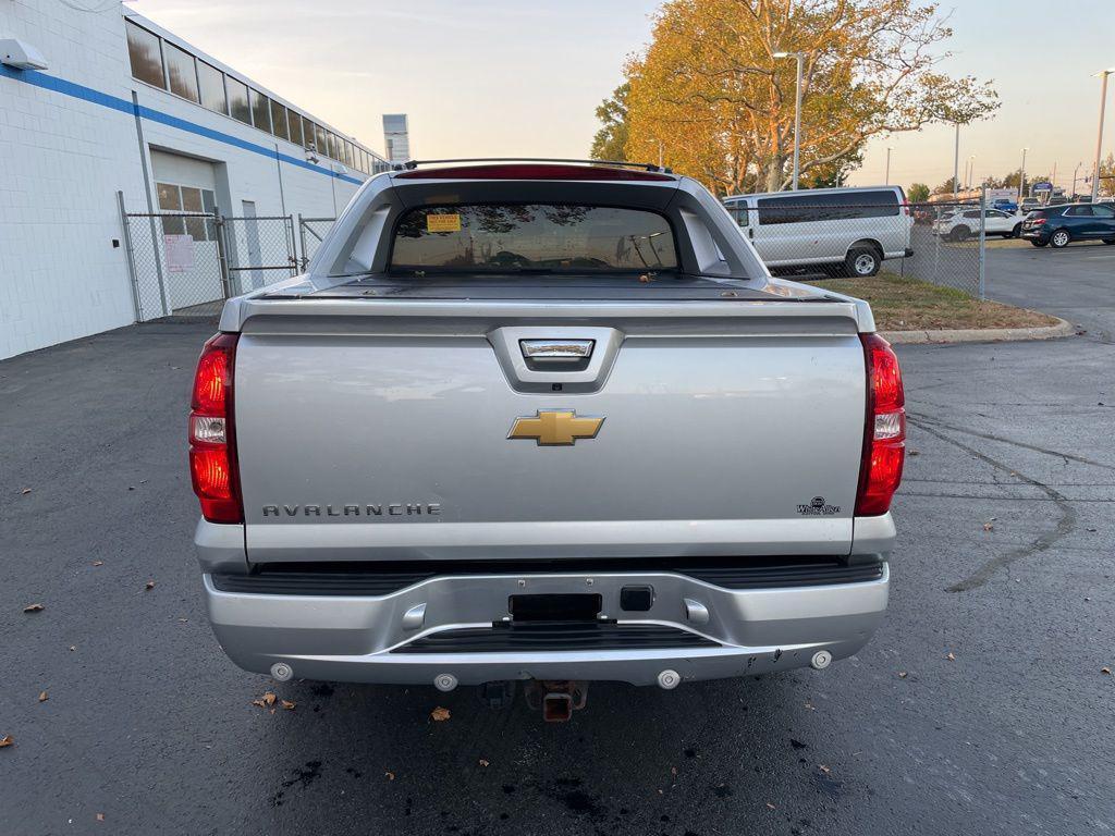 used 2013 Chevrolet Avalanche car, priced at $16,525