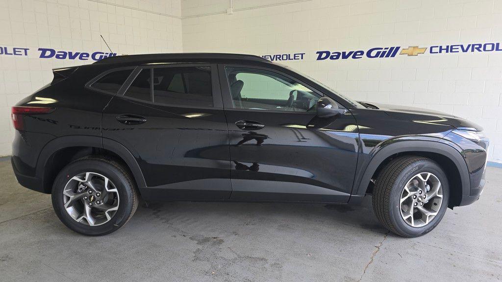 new 2025 Chevrolet Trax car, priced at $25,491