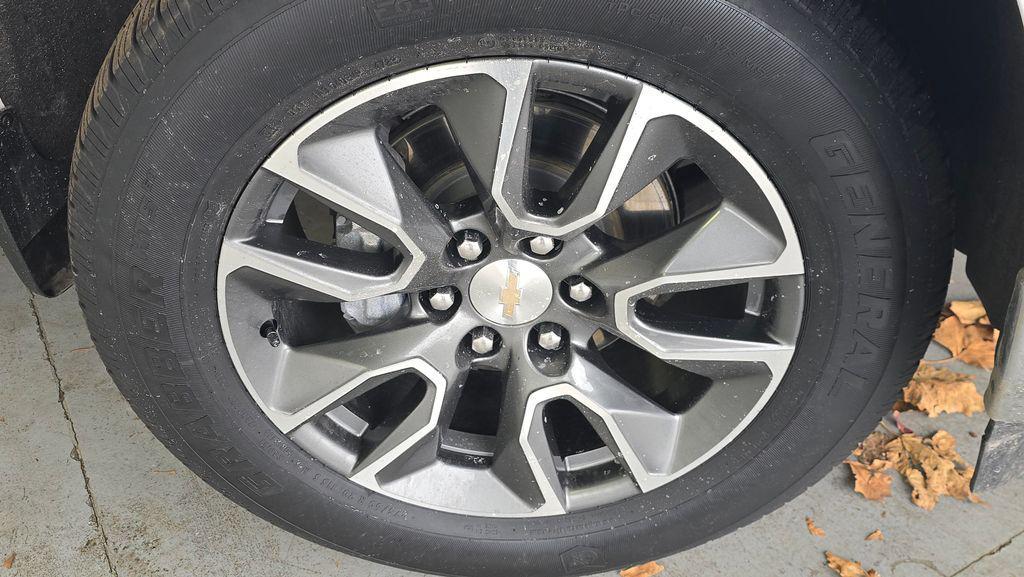 used 2023 Chevrolet Silverado 1500 car, priced at $32,995