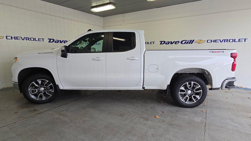 used 2023 Chevrolet Silverado 1500 car, priced at $32,995