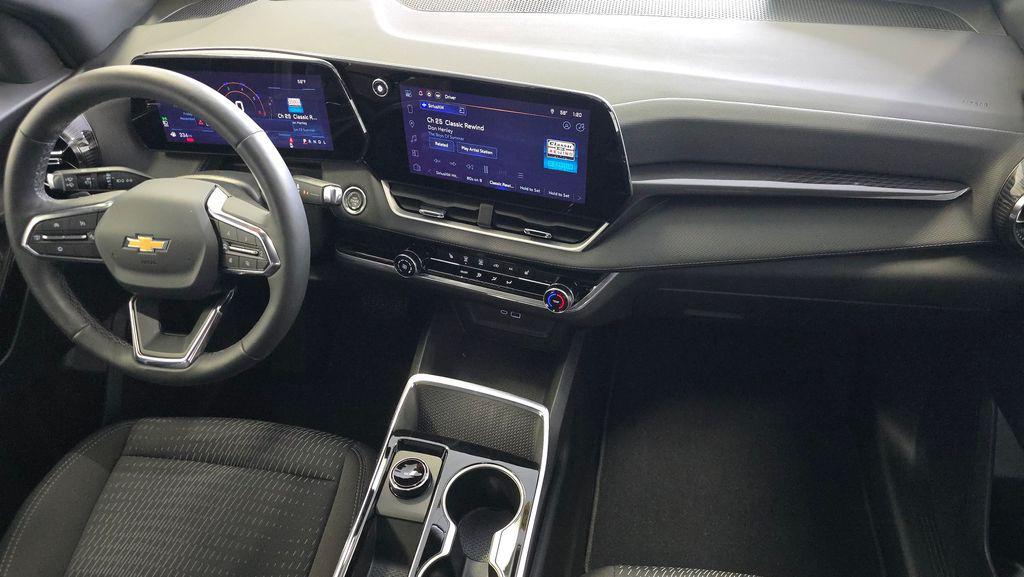 used 2026 Chevrolet Equinox car, priced at $28,725