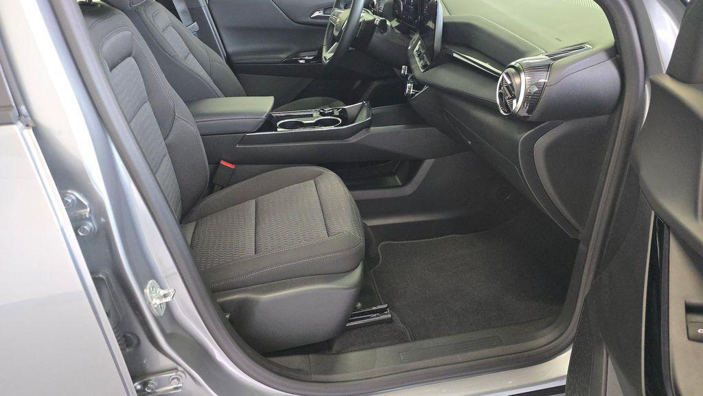 used 2026 Chevrolet Equinox car, priced at $28,725