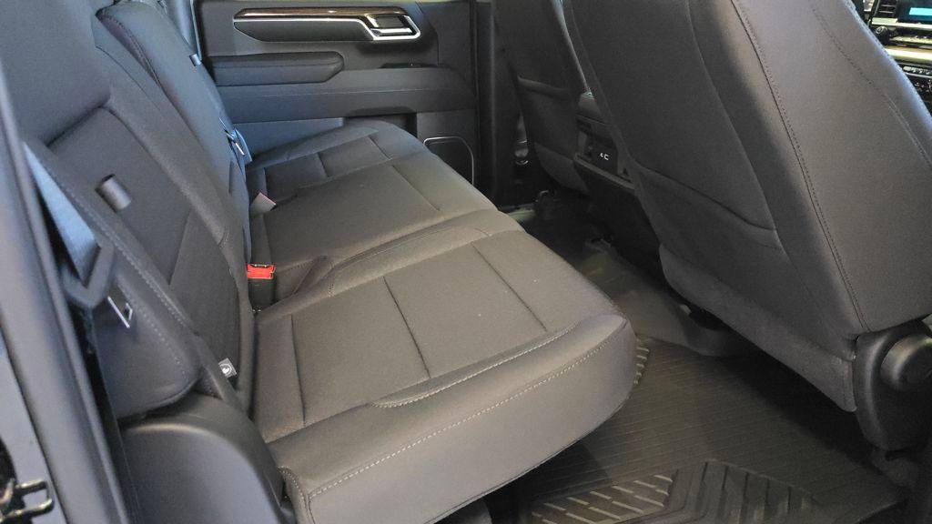 new 2026 Chevrolet Silverado 2500 car, priced at $65,001