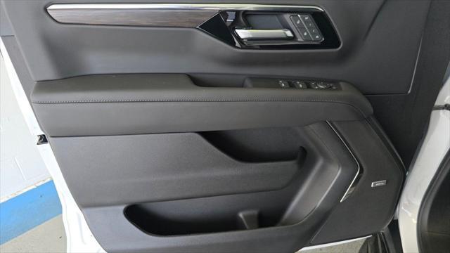 new 2025 Chevrolet Suburban car, priced at $73,107