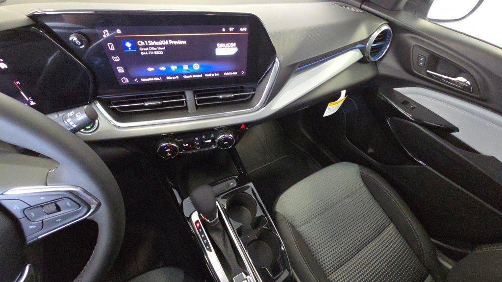 new 2025 Chevrolet Trax car, priced at $26,000