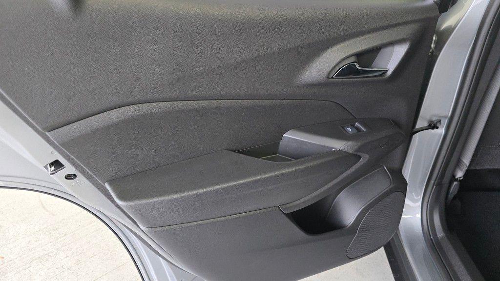new 2025 Chevrolet Trax car, priced at $23,639