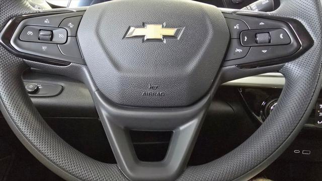 new 2025 Chevrolet Trax car, priced at $24,370