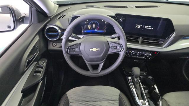 new 2025 Chevrolet Trax car, priced at $24,370