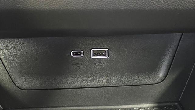 used 2025 Chevrolet Equinox car, priced at $30,989