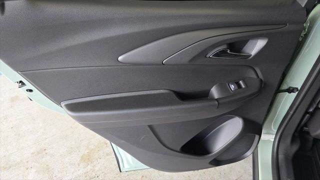 used 2025 Chevrolet TrailBlazer car, priced at $27,525