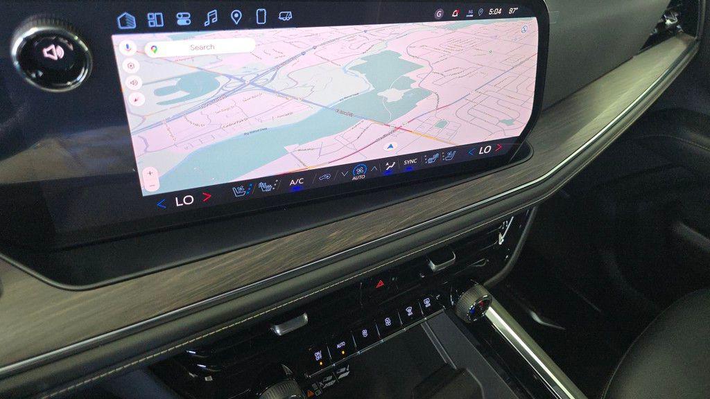 new 2025 Chevrolet Suburban car, priced at $78,998