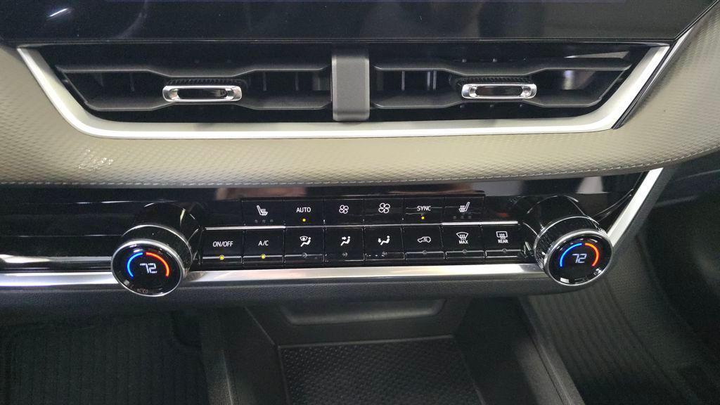 new 2026 Chevrolet Equinox car, priced at $32,462