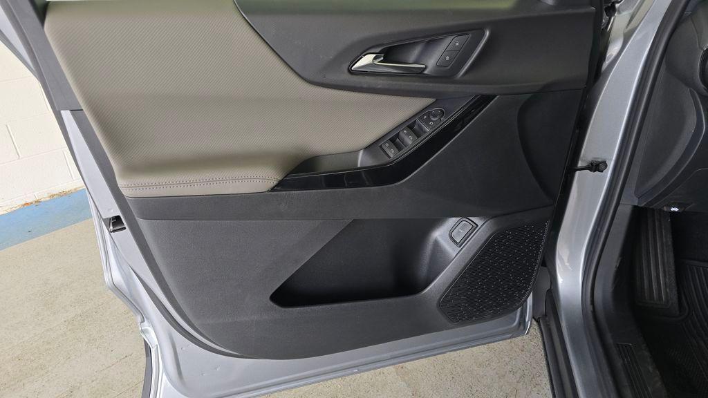 new 2026 Chevrolet Equinox car, priced at $34,905
