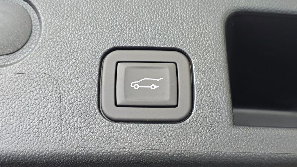 new 2026 Chevrolet Equinox car, priced at $34,905