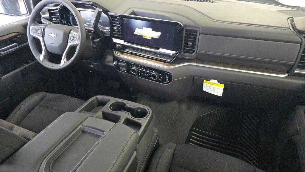 new 2025 Chevrolet Silverado 1500 car, priced at $51,945