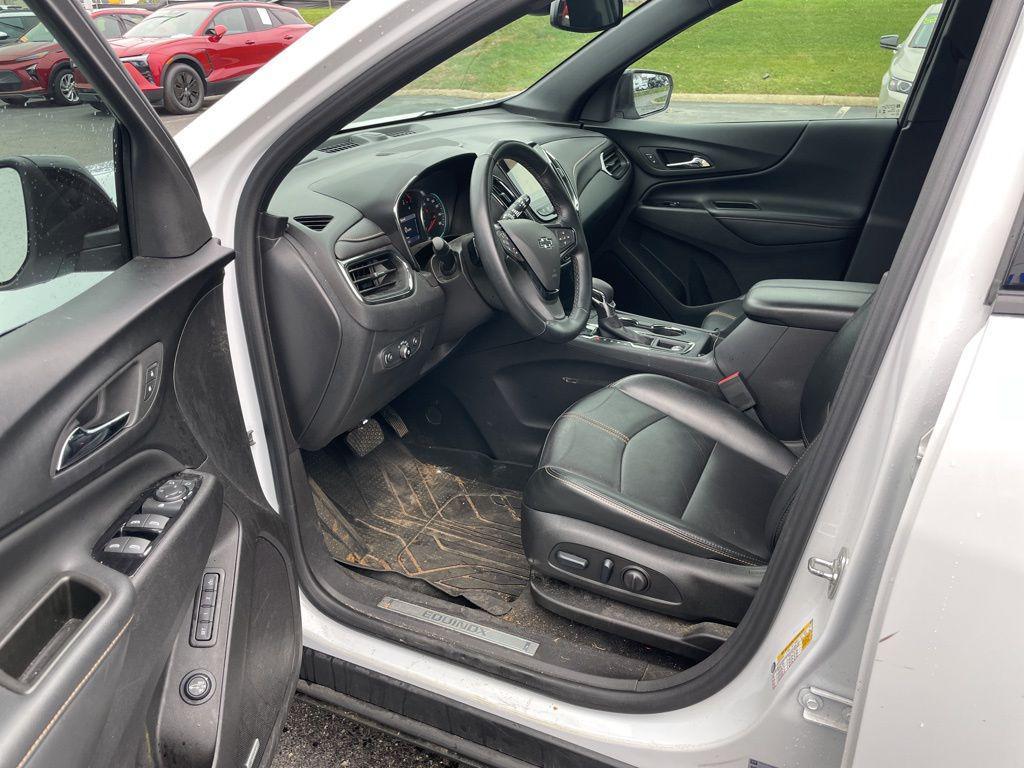 used 2024 Chevrolet Equinox car, priced at $25,525