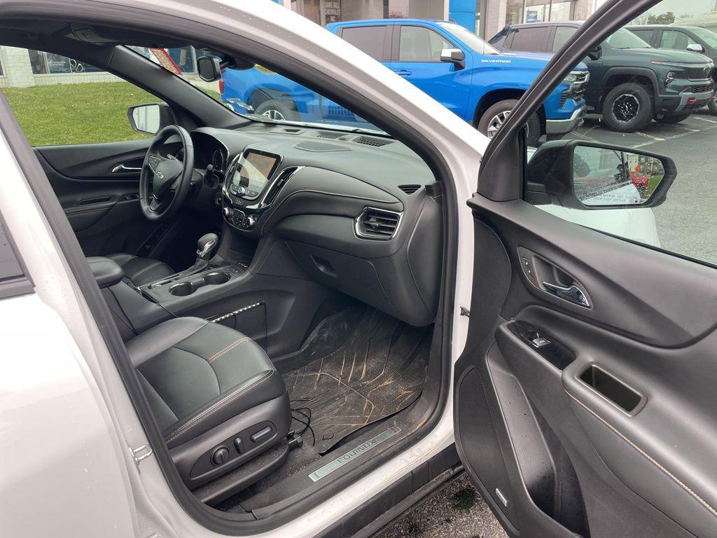 used 2024 Chevrolet Equinox car, priced at $25,525