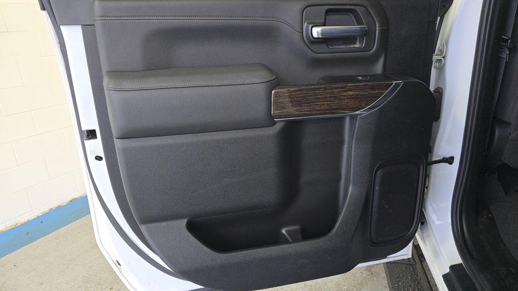 used 2022 GMC Sierra 2500 car, priced at $45,475